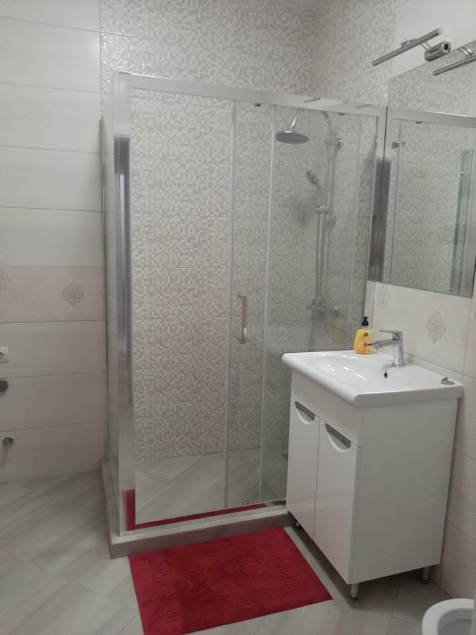 Apartment In Serbska Λβιβ Εξωτερικό φωτογραφία