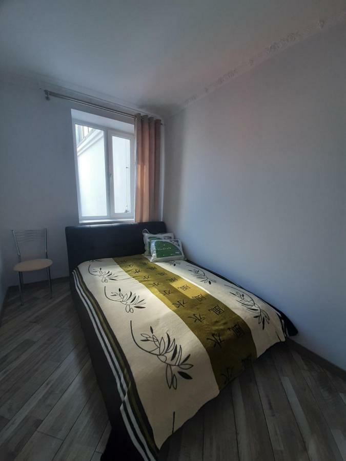Apartment In Serbska Λβιβ Εξωτερικό φωτογραφία