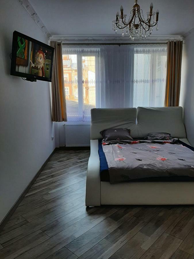 Apartment In Serbska Λβιβ Εξωτερικό φωτογραφία
