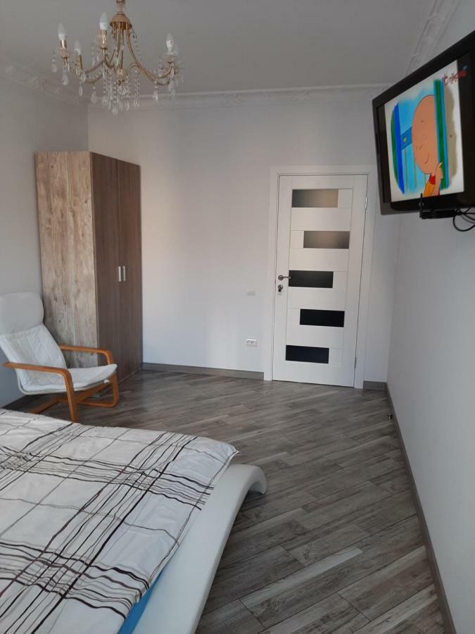 Apartment In Serbska Λβιβ Εξωτερικό φωτογραφία
