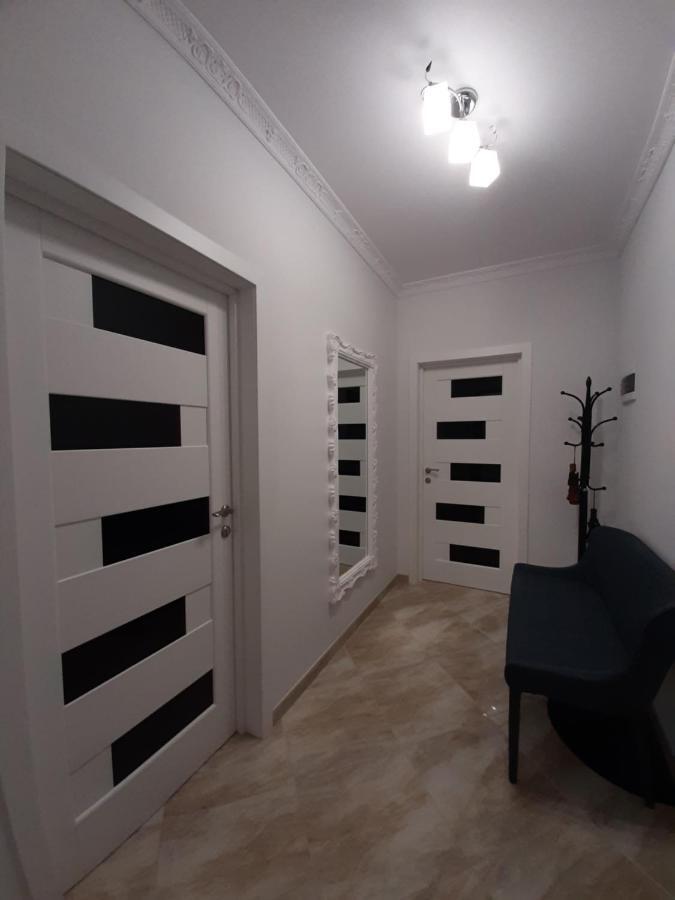 Apartment In Serbska Λβιβ Εξωτερικό φωτογραφία